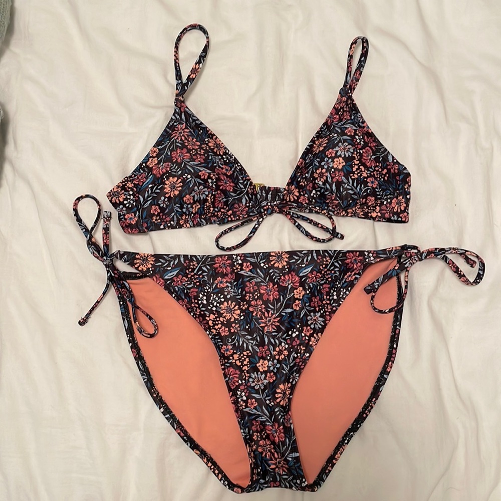 Xhiliration bikini